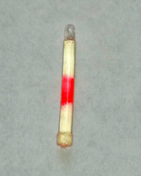 VeryHot Toys: Red Cyalume Stick (Large)