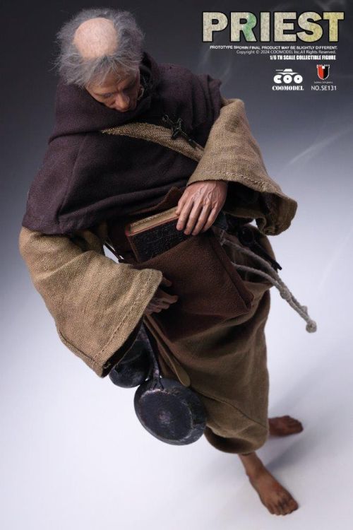 Coo Model Medieval Priest #13