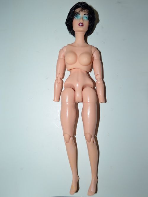 GI Joe French Resistance Fighter: Mademoiselle Marie Figure Body & Head Sculpt #2