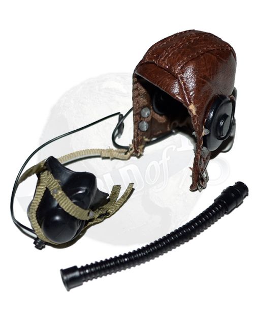 DiD WWII USAAF Eight Air Force William Bowman: Leather Helmet with Oxygen Breather & Tube