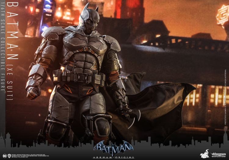 Hot Toys Batman Arkham Origins – XE Suit #10