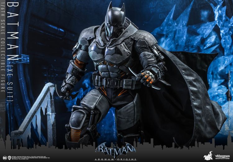 Hot Toys Batman Arkham Origins – XE Suit #12
