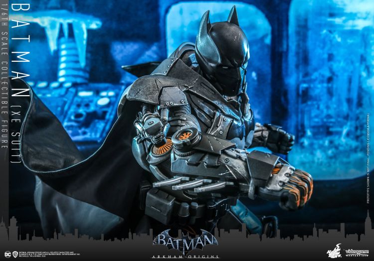 Hot Toys Batman Arkham Origins – XE Suit #4